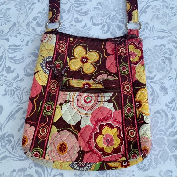 Vera Bradley Handbags - Vera Bradley Buttercup Cross Body bag
